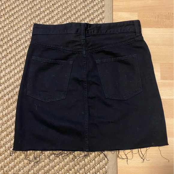 Black H&M mini skirt - size 4 - Picture 3 of 3